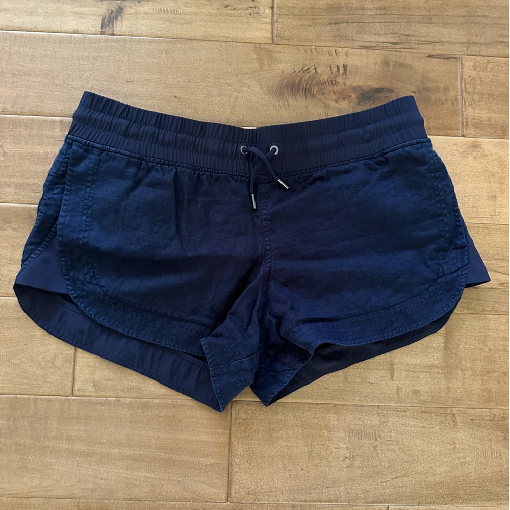 Athleta Women's Navy Shorts - Picture 3 of 12